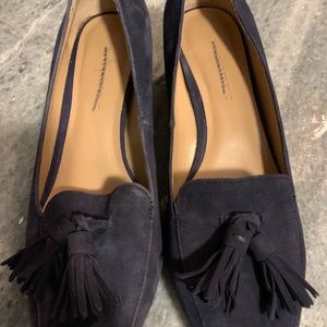 Navy Banana Republic heels